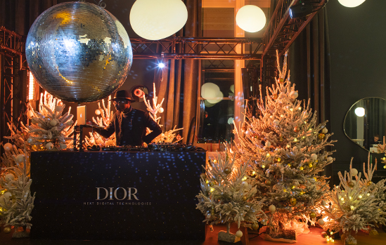 Scénographie Christmas Party de Dior