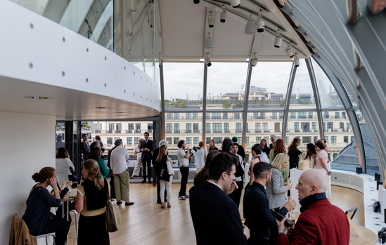 Invités de la soirée de lancement Aureus sous la verrière