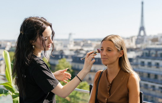 Espace make-up pour les invitées de l'événement Hennessy