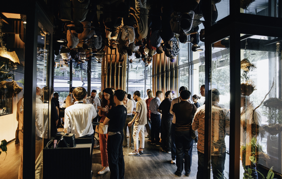 Networking entre développeurs pendant l'afterwork